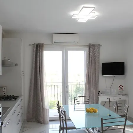 Azzurra Biricchina - Apartment